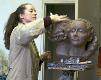 _marianne-aan-het-werk-met-beeld